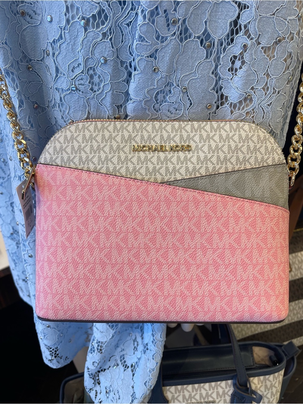 MICHAEL KORS JST Md Dome Color-Block Signature Logo Crossbody Bag
Carnation
NWT